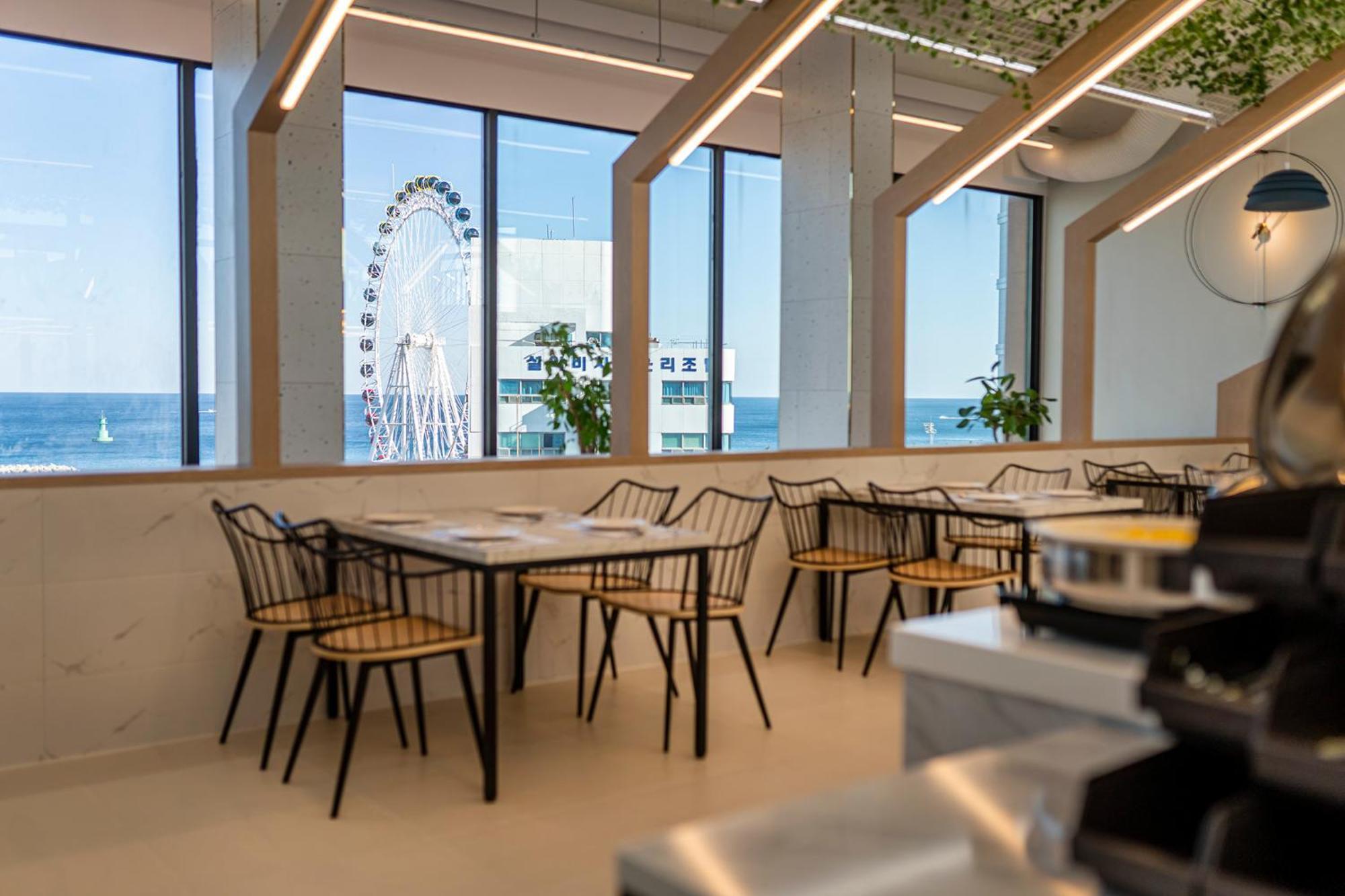 Sokcho Good Morning Hotel And Resort ภายนอก รูปภาพ