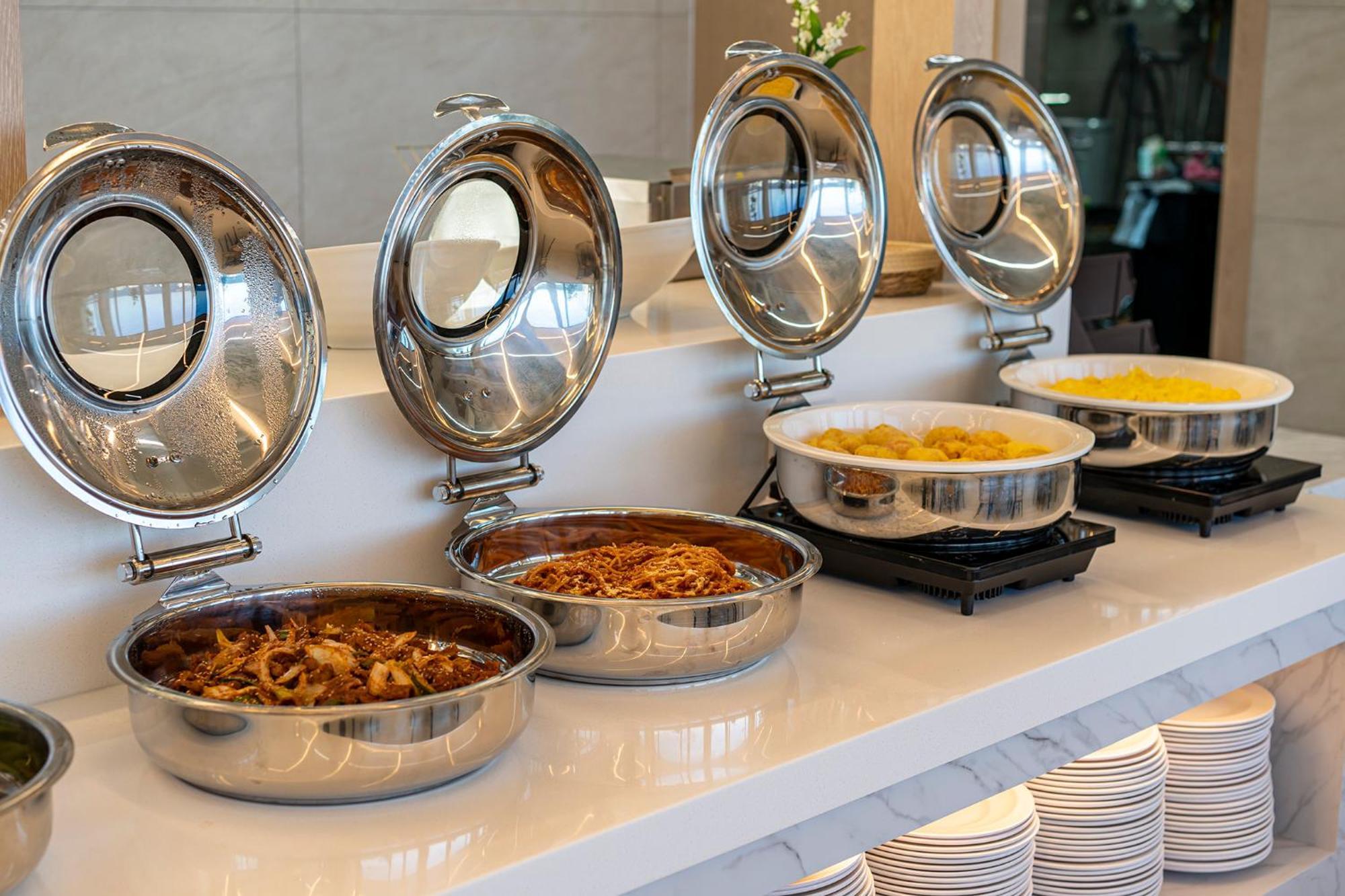 Sokcho Good Morning Hotel And Resort ภายนอก รูปภาพ